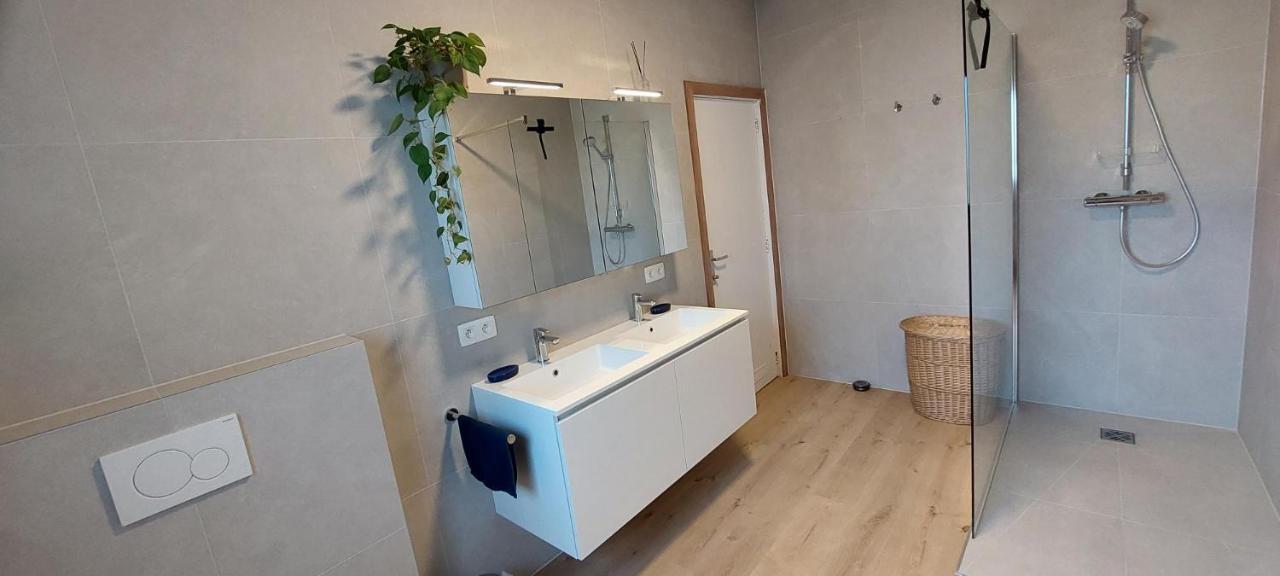 Room "Carpe Diem" Zele Luaran gambar